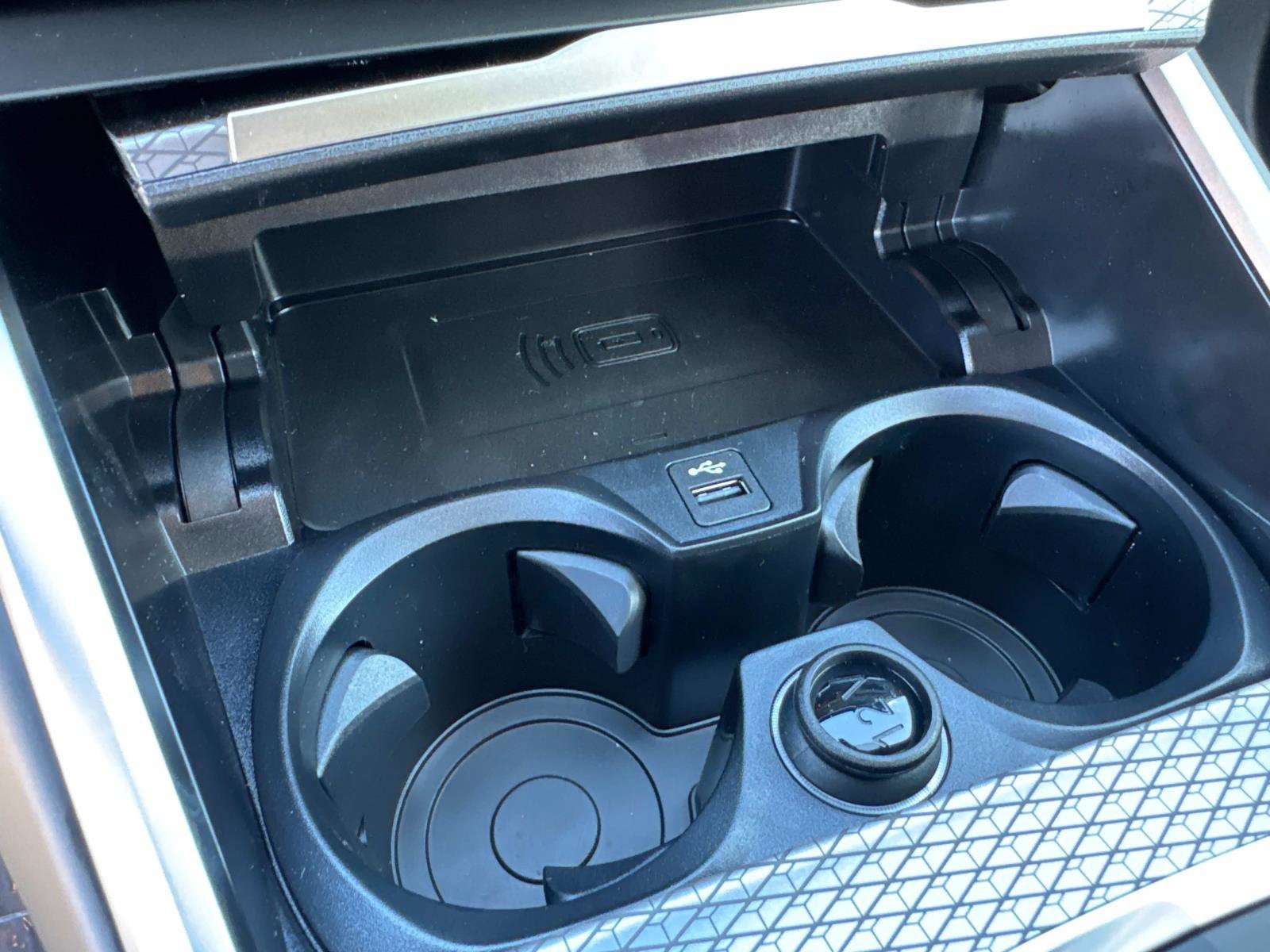 2025 BMW 3 Series 330i