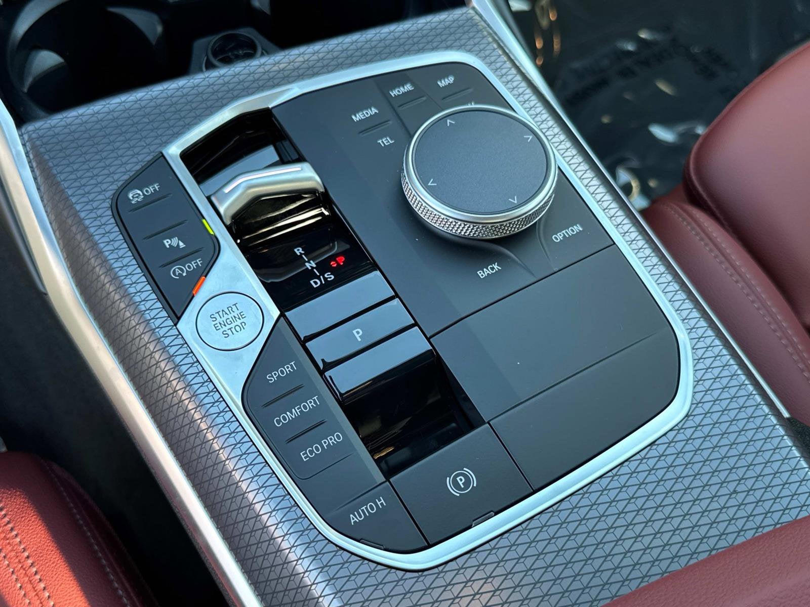 2025 BMW 3 Series 330i