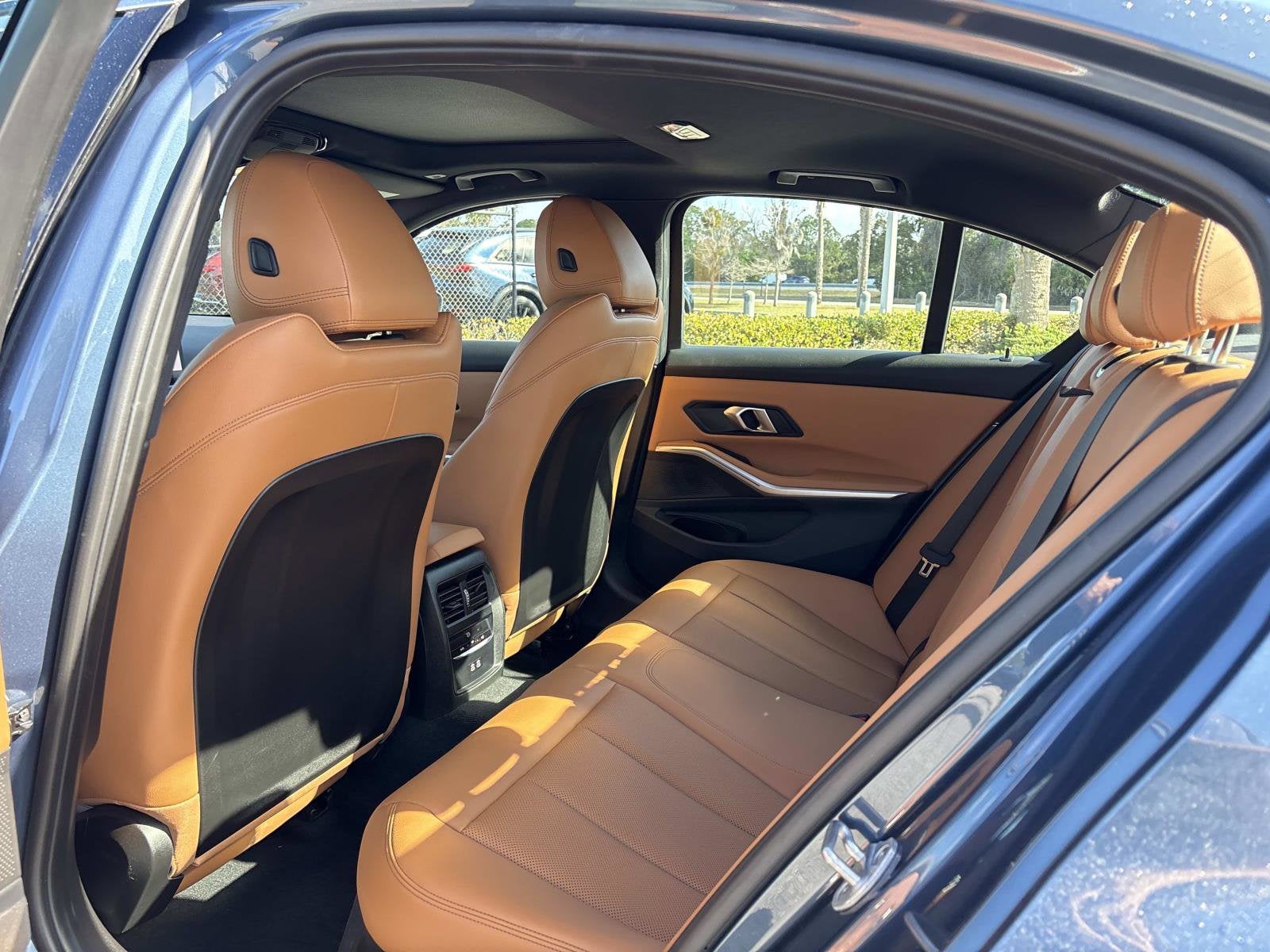 2025 BMW 3 Series 330i