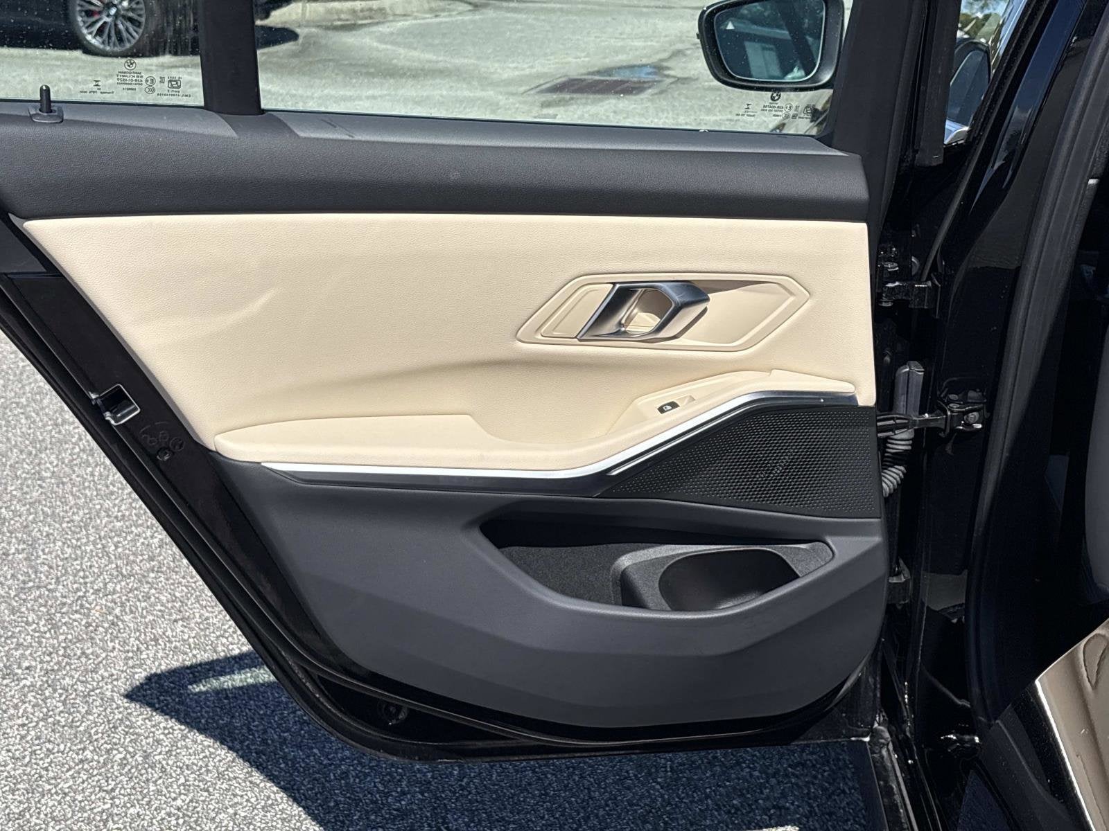 2025 BMW 3 Series 330i