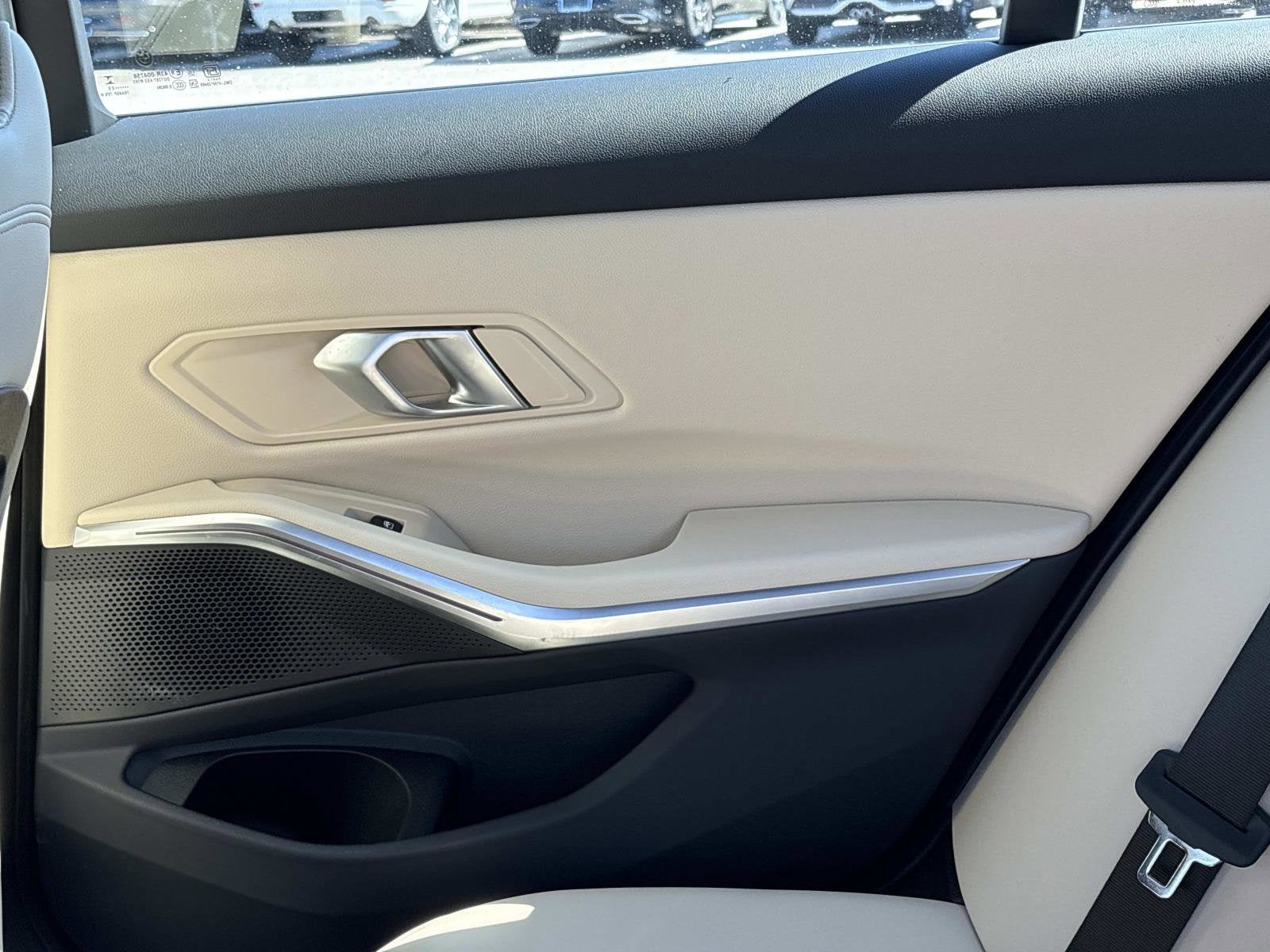 2025 BMW 3 Series 330i