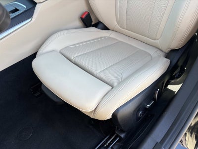 2025 BMW 3 Series 330i