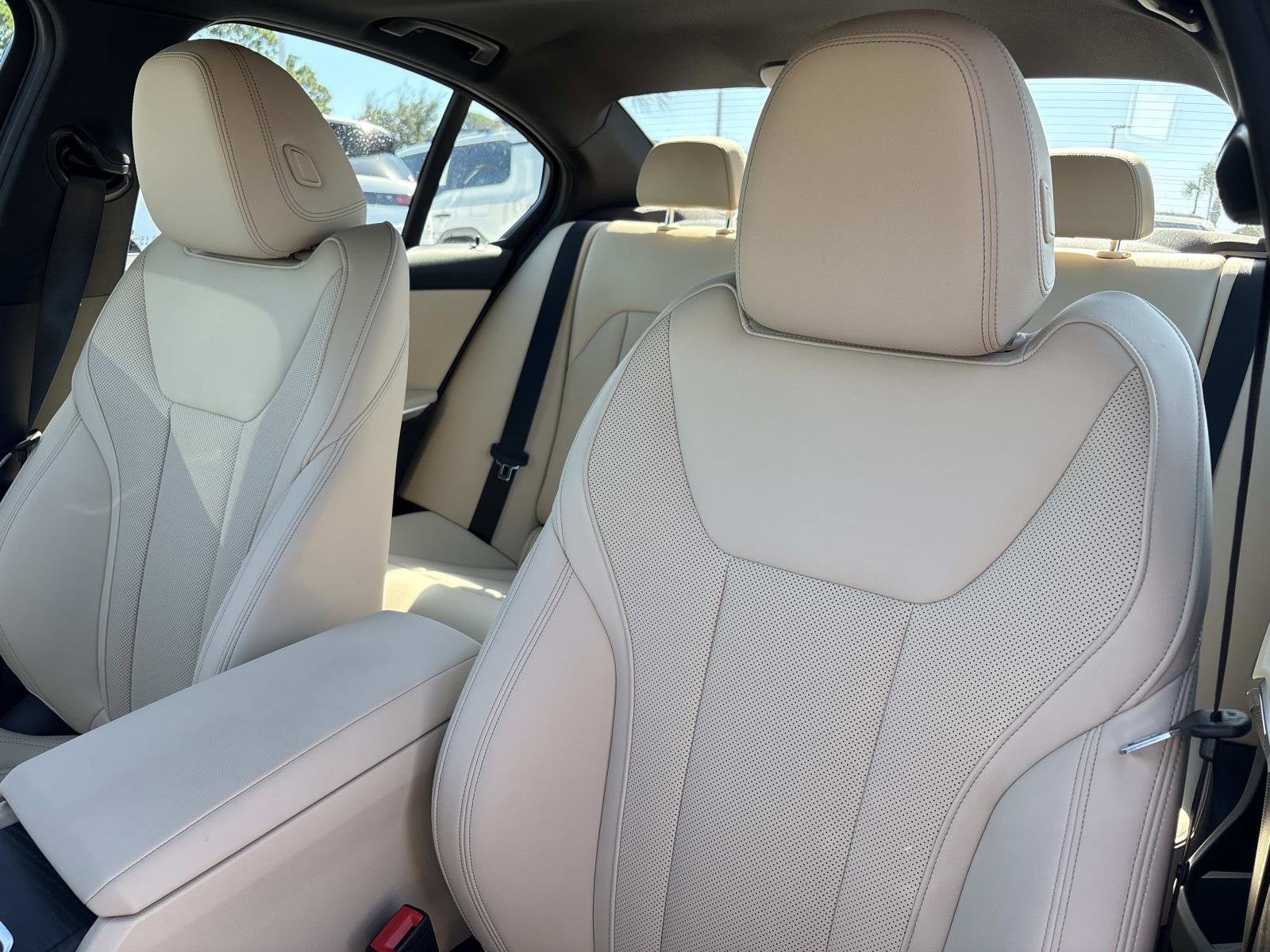 2025 BMW 3 Series 330i