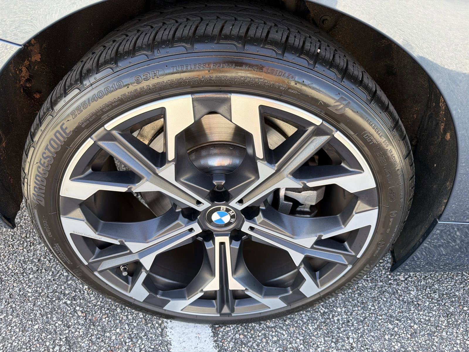 2025 BMW 3 Series 330i