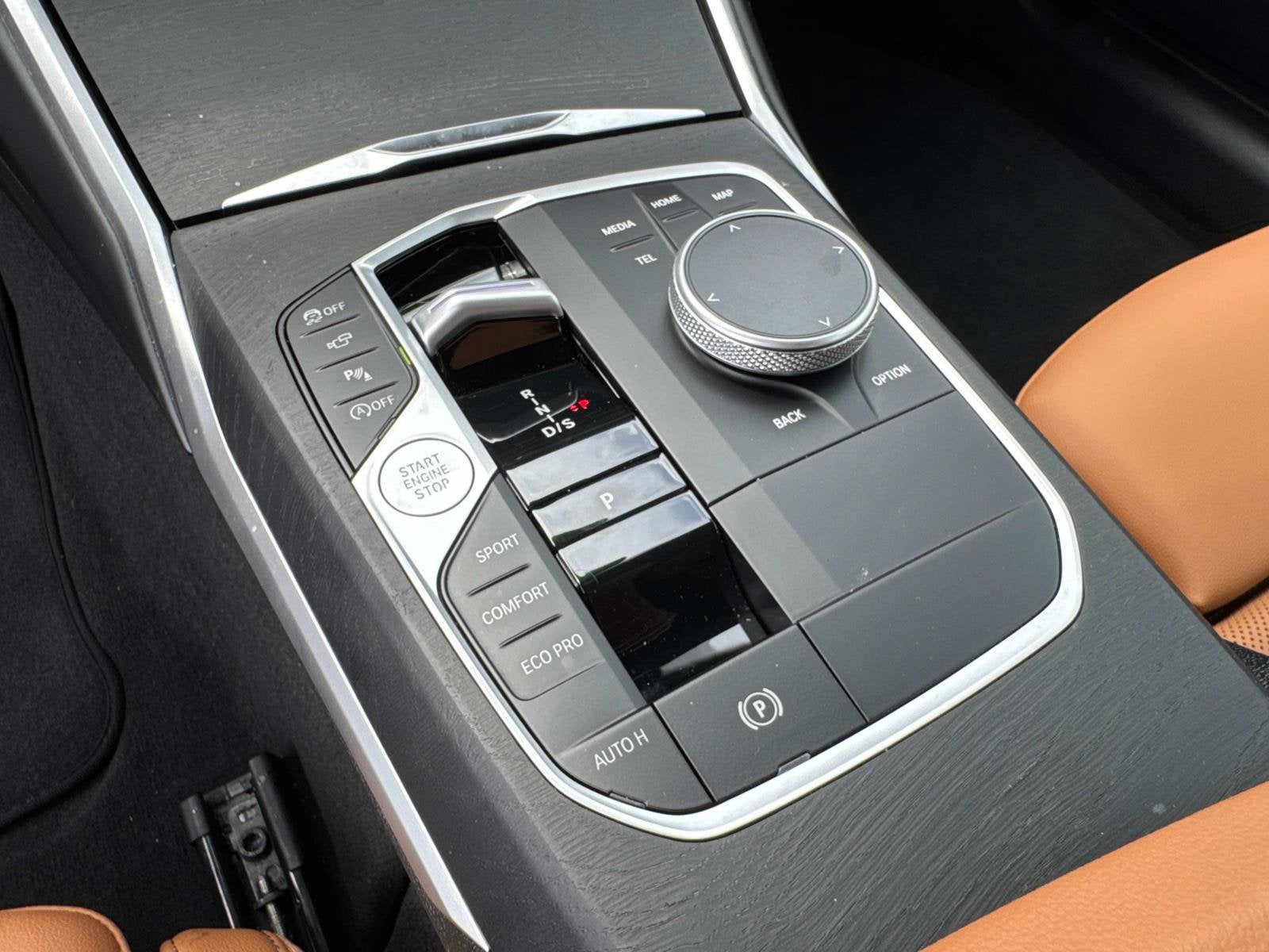 2024 BMW 3 Series 330i