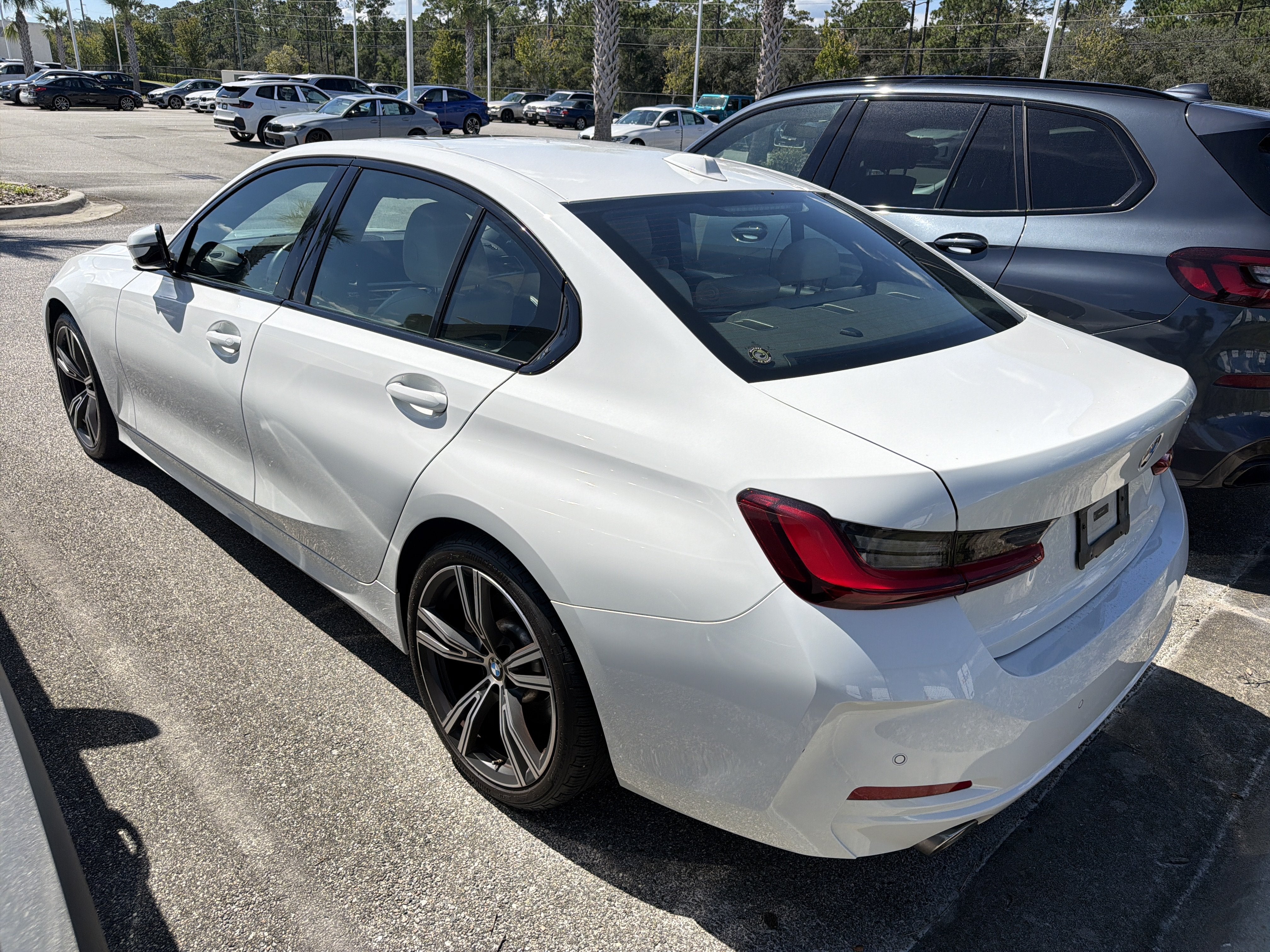 2023 BMW 3 Series 330i