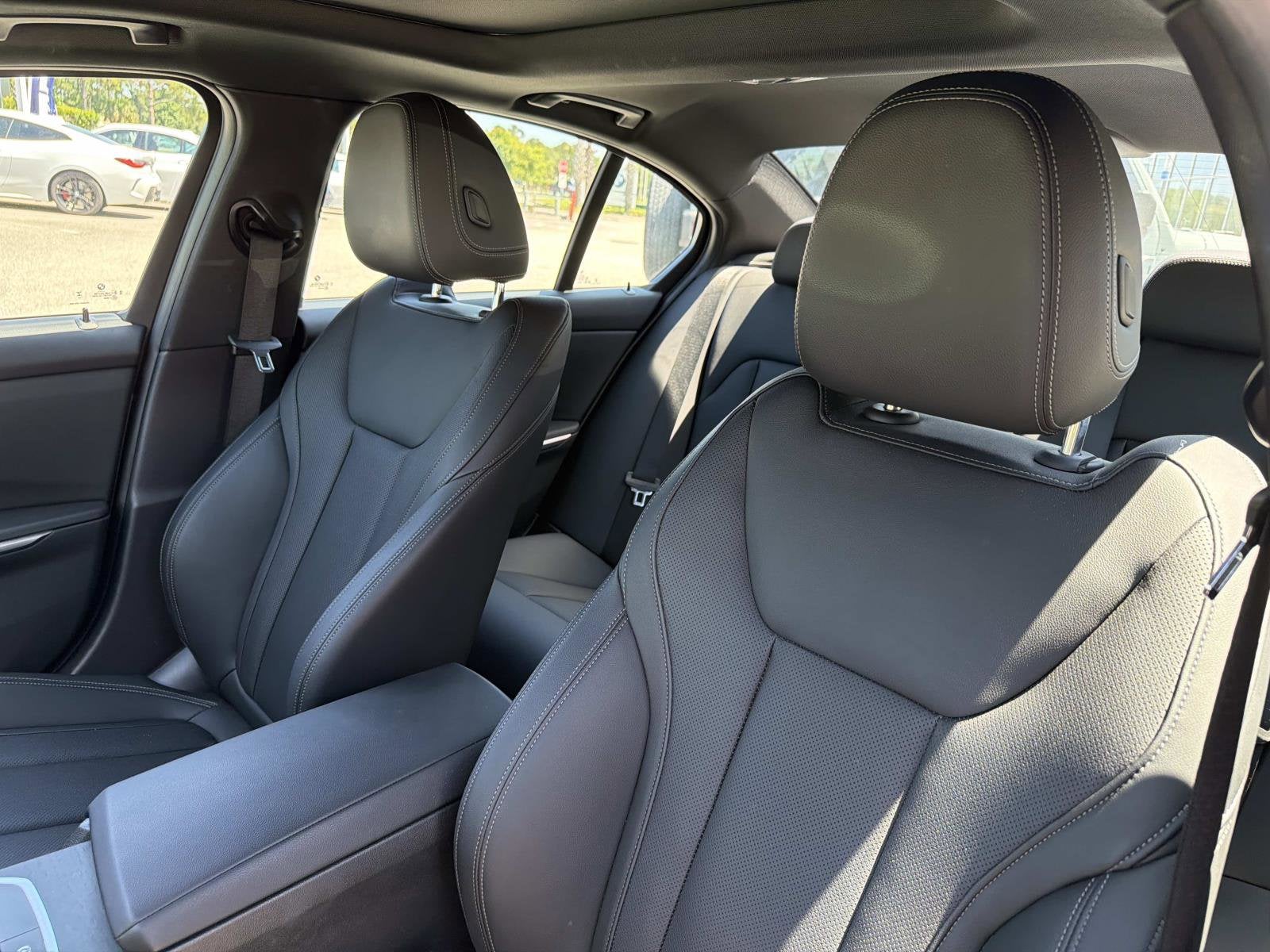 2023 BMW 3 Series 330i