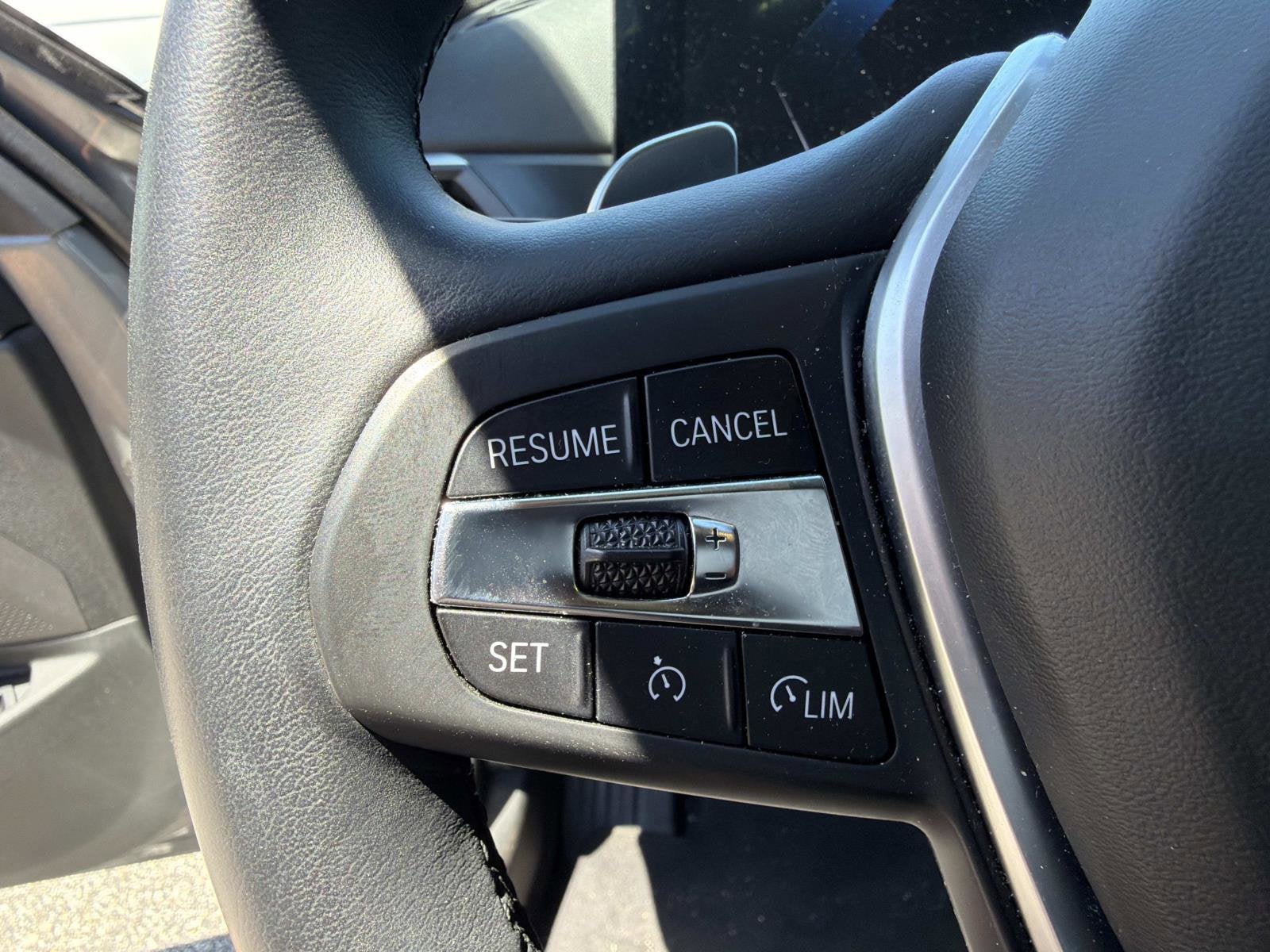 2023 BMW 3 Series 330i