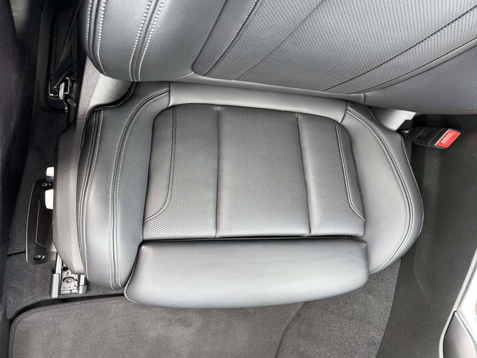 2024 BMW 3 Series 330i