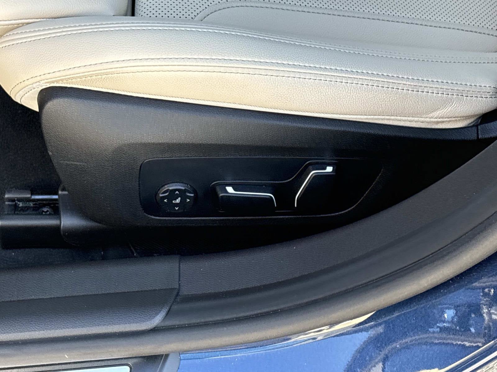 2024 BMW 3 Series 330i