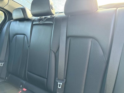 2024 BMW 3 Series 330i