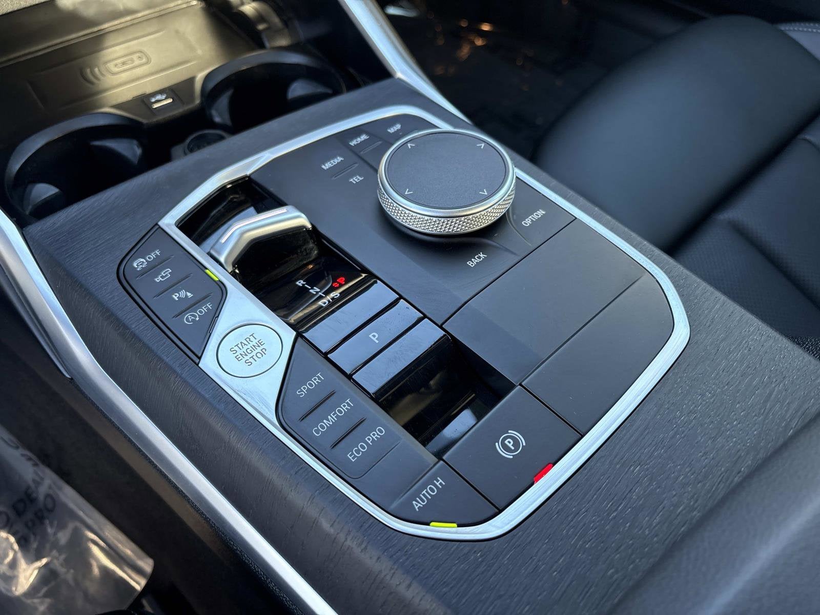 2024 BMW 3 Series 330i