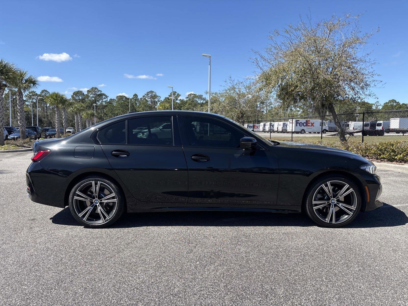2023 BMW 3 Series 330i