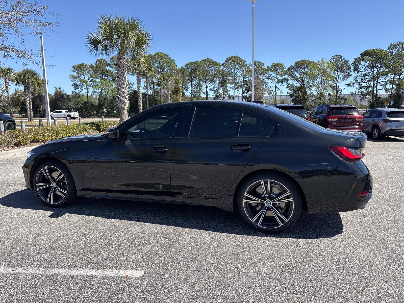 2023 BMW 3 Series 330i
