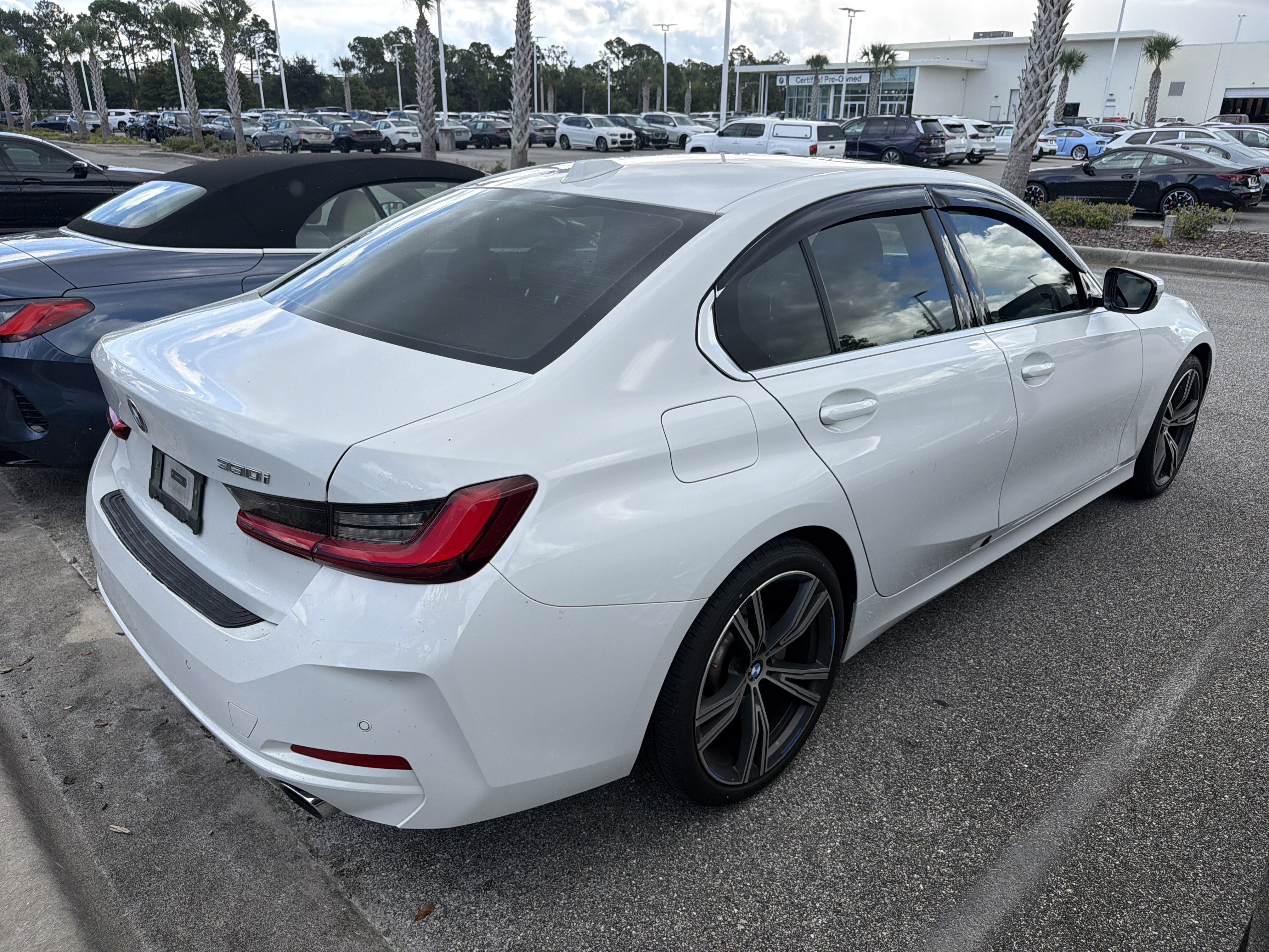 2024 BMW 3 Series 330i