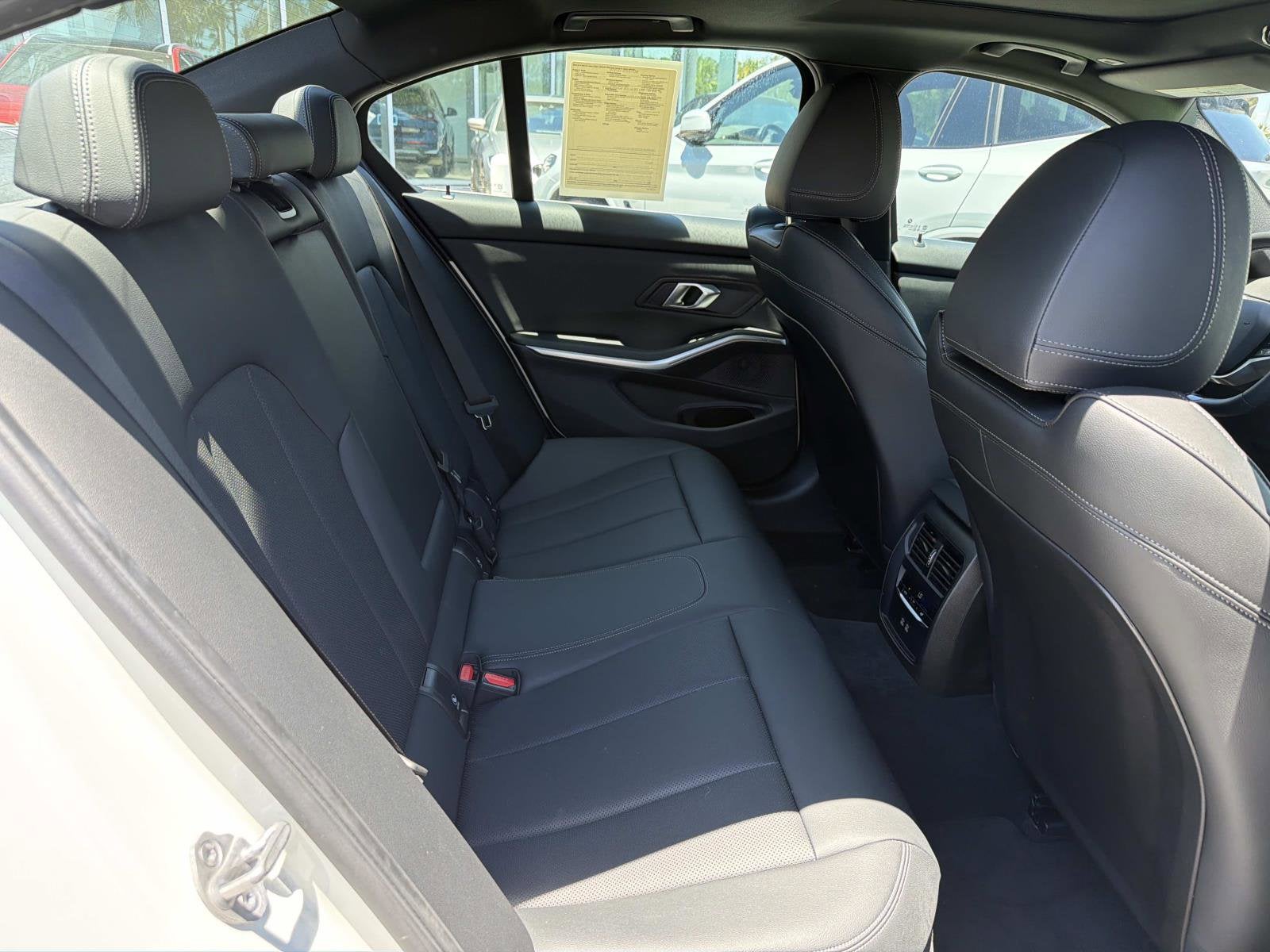 2025 BMW 3 Series 330i xDrive