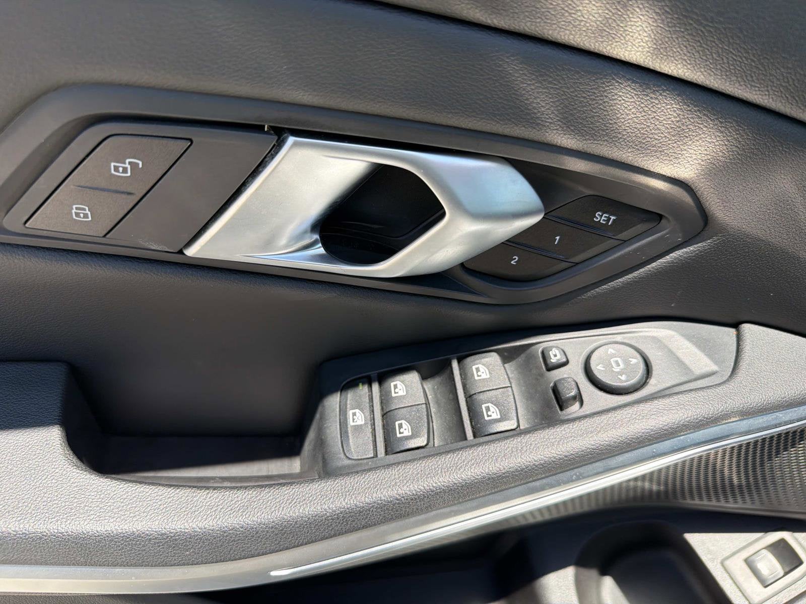 2025 BMW 3 Series 330i xDrive