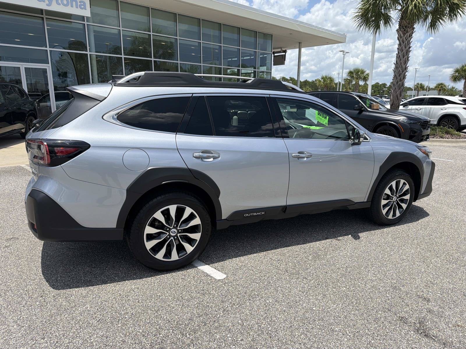 2023 Subaru Outback Touring