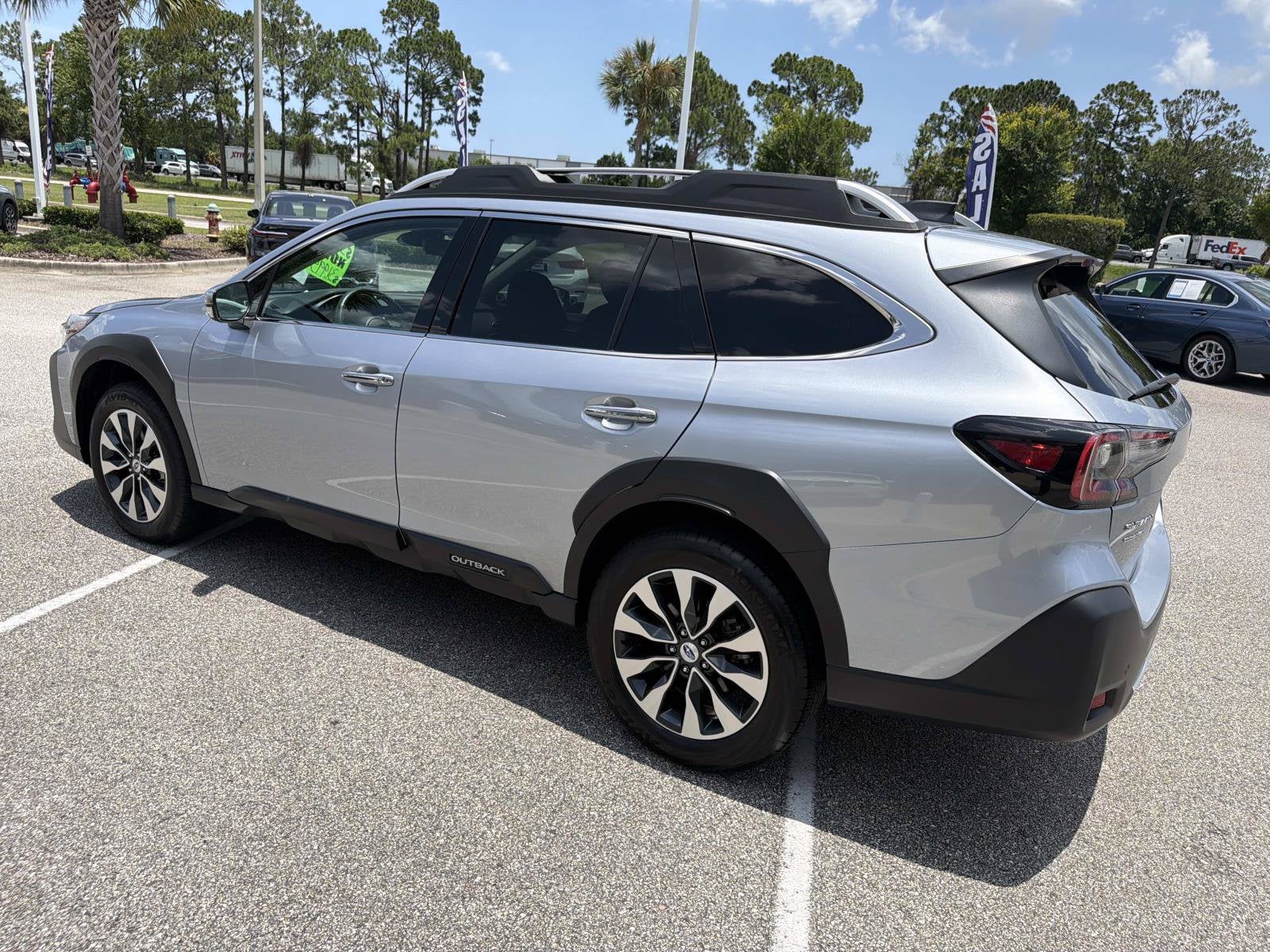 2023 Subaru Outback Touring