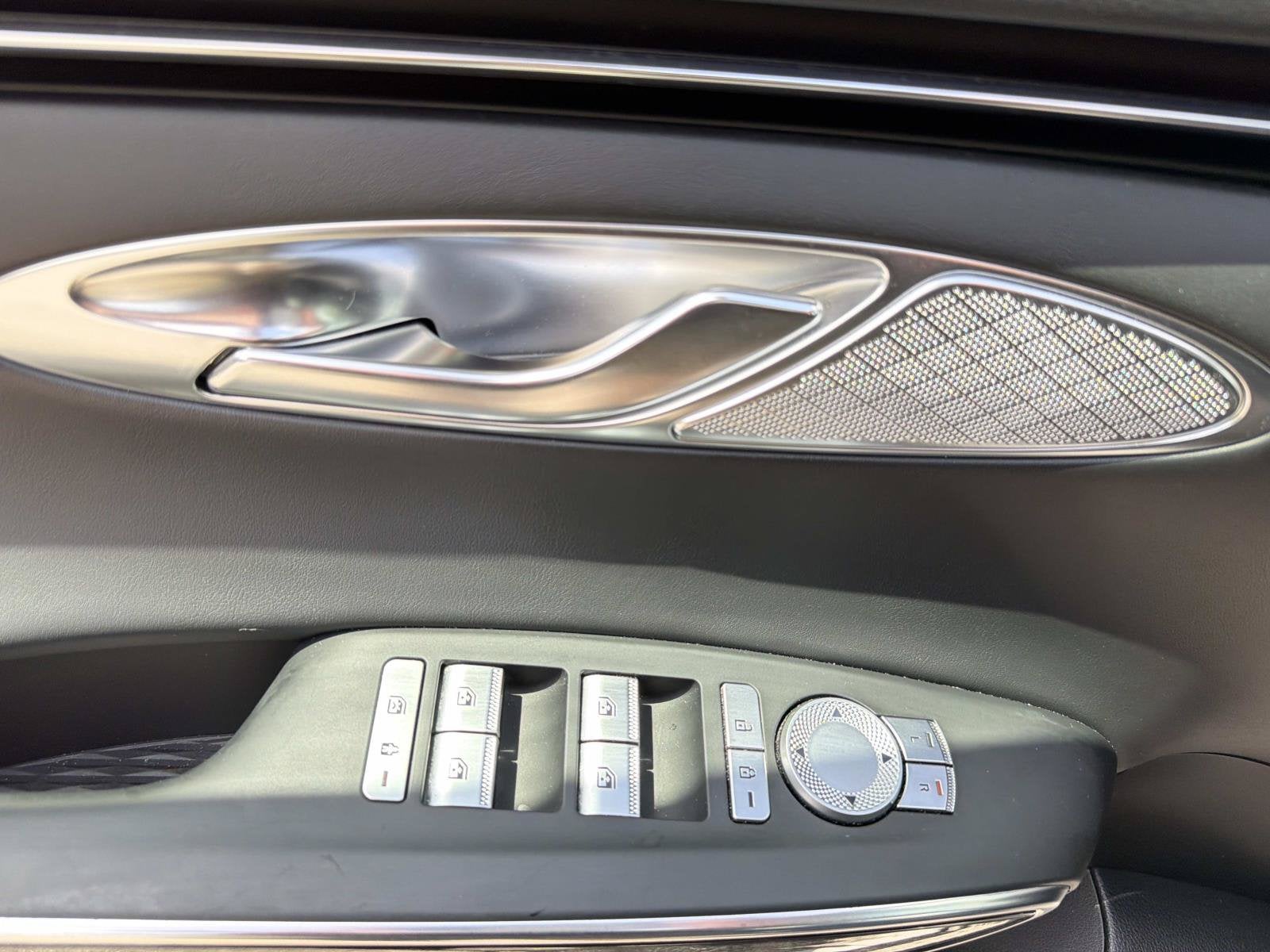 2024 Genesis GV70 2.5T