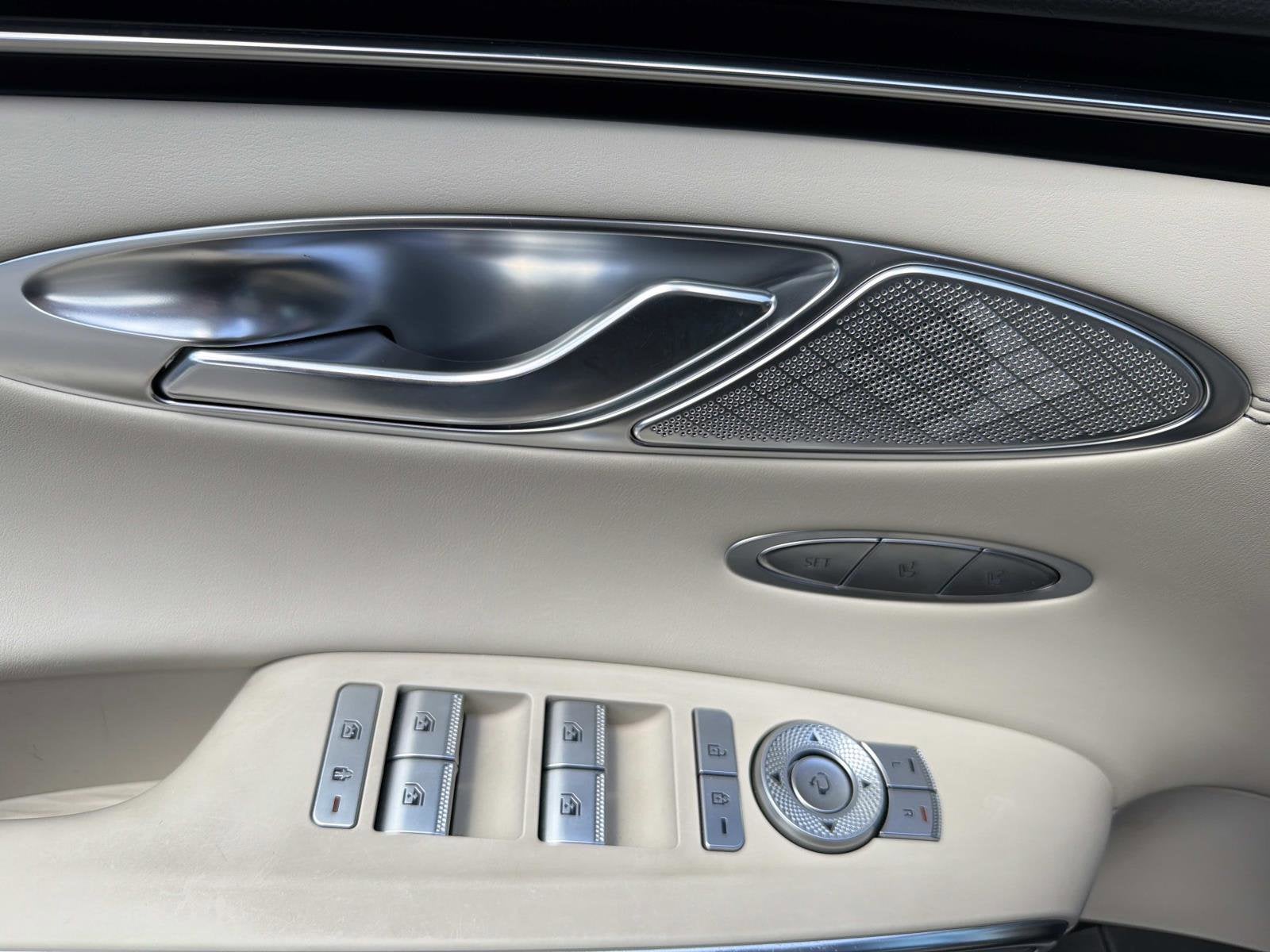 2024 Genesis GV70 2.5T