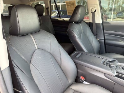 2025 Toyota Grand Highlander Platinum