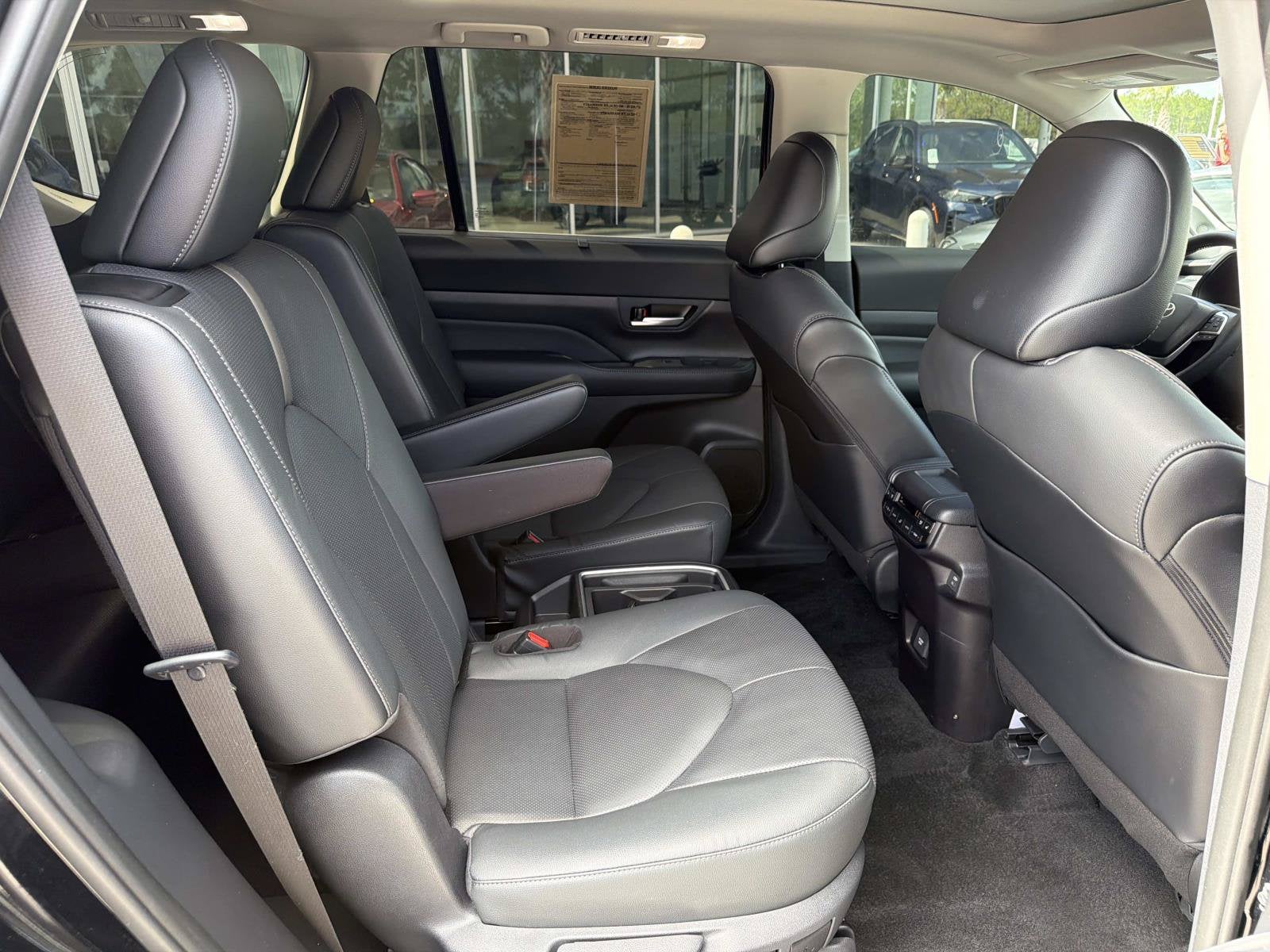 2025 Toyota Grand Highlander Platinum