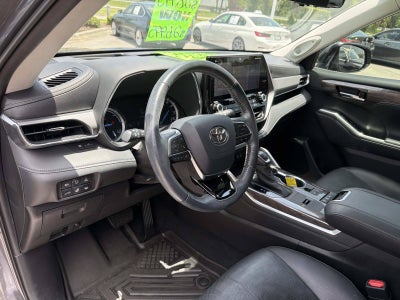 2020 Toyota Highlander Hybrid Platinum