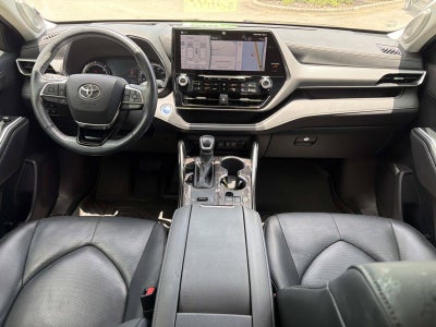 2020 Toyota Highlander Hybrid Platinum