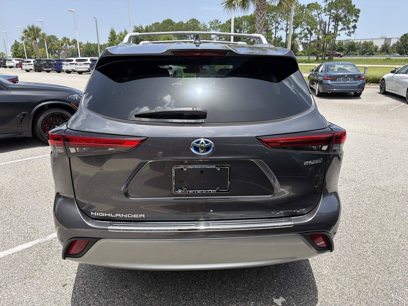 2020 Toyota Highlander Hybrid Platinum