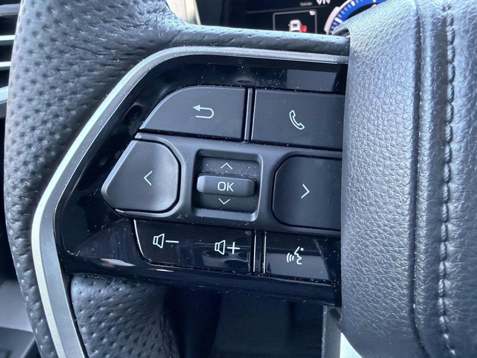 2025 Toyota Tundra 4WD Platinum Hybrid