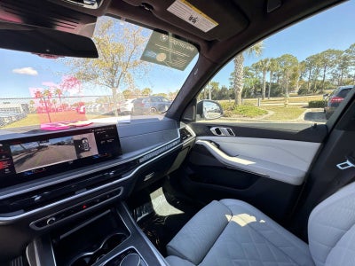 2023 BMW X7 xDrive40i