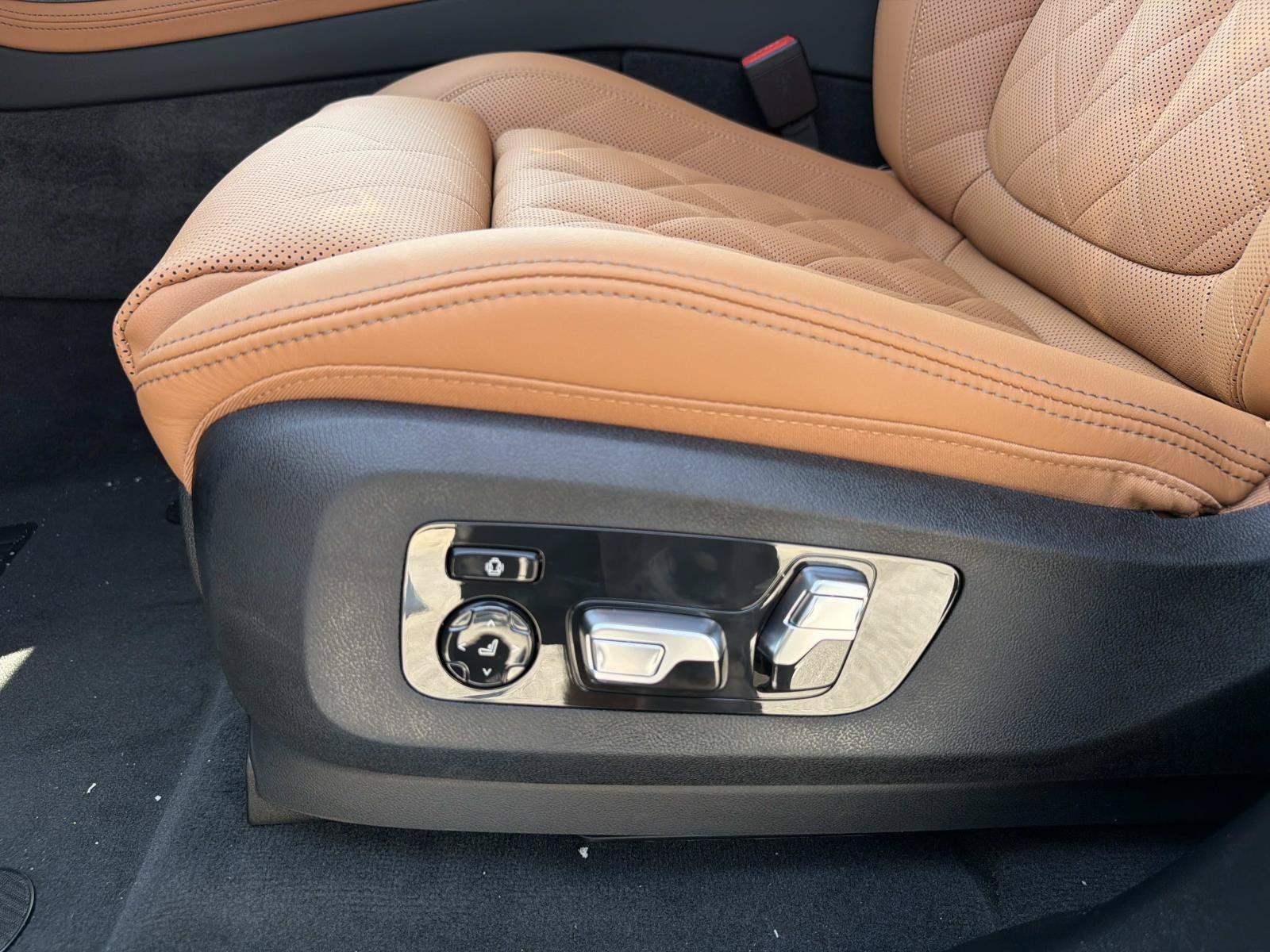 2027 BMW X7 xDrive40i