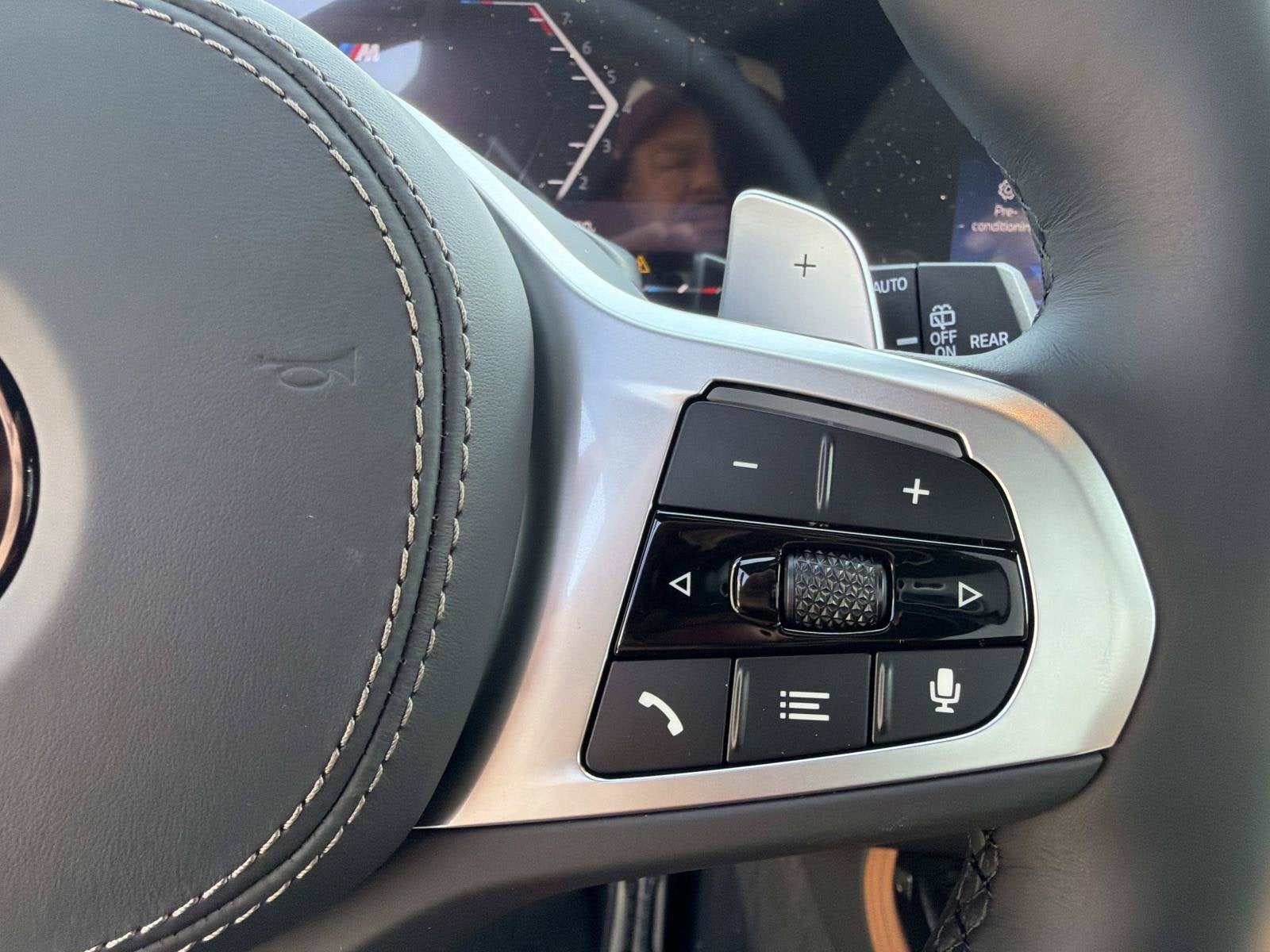 2027 BMW X7 xDrive40i