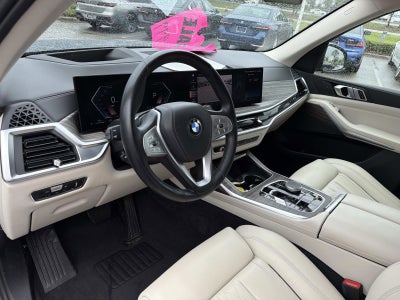2023 BMW X7 xDrive40i
