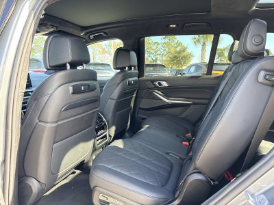 2023 BMW X7 xDrive40i
