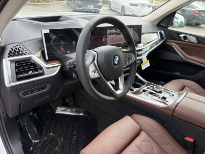 2027 BMW X7 xDrive40i