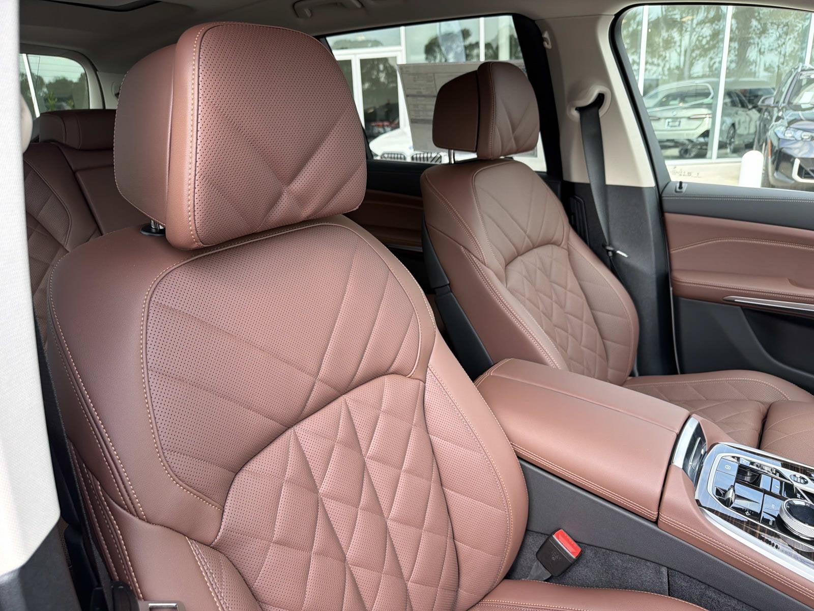 2027 BMW X7 xDrive40i