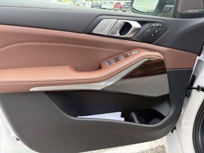 2027 BMW X7 xDrive40i
