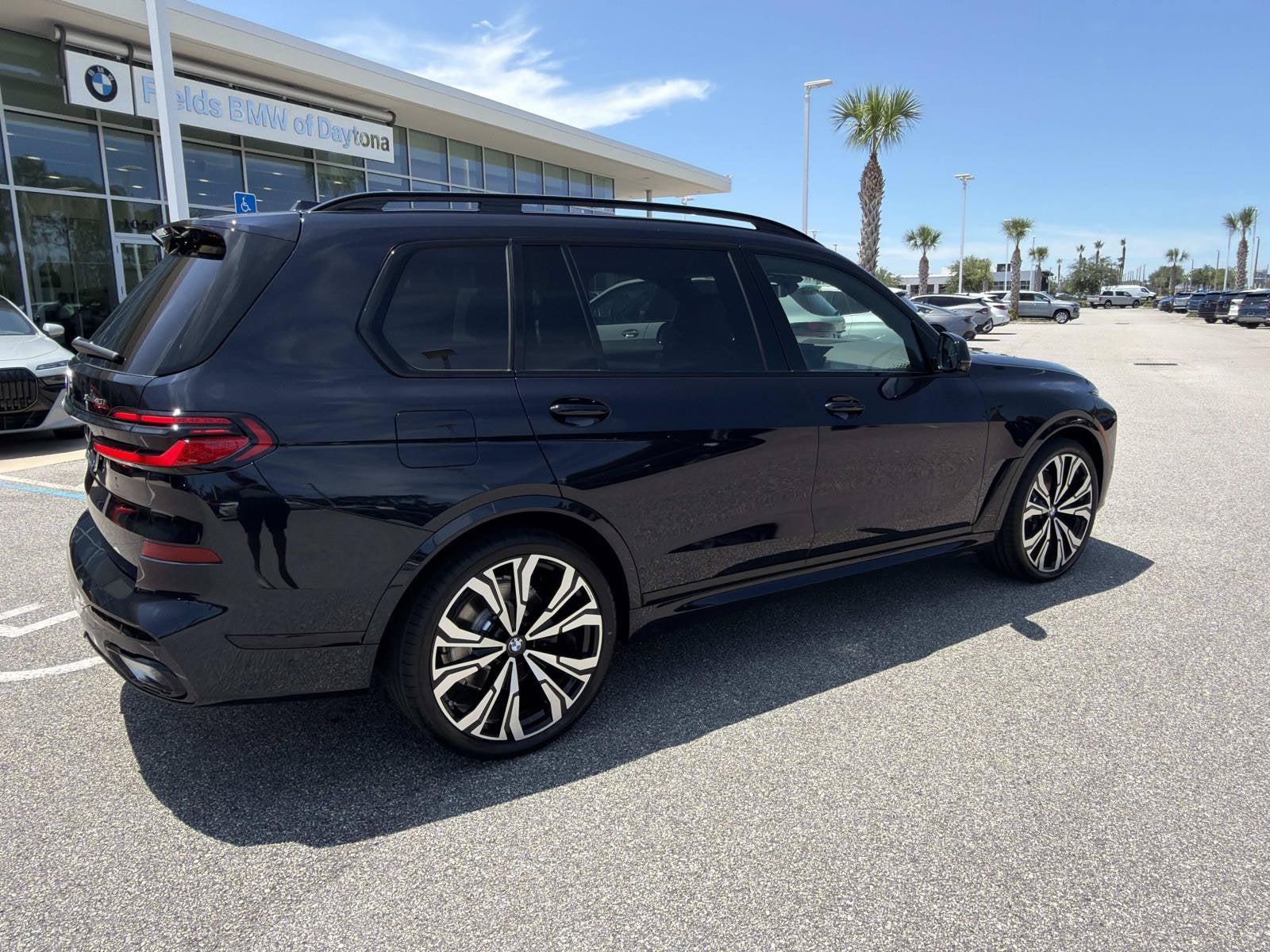 2027 BMW X7 xDrive40i