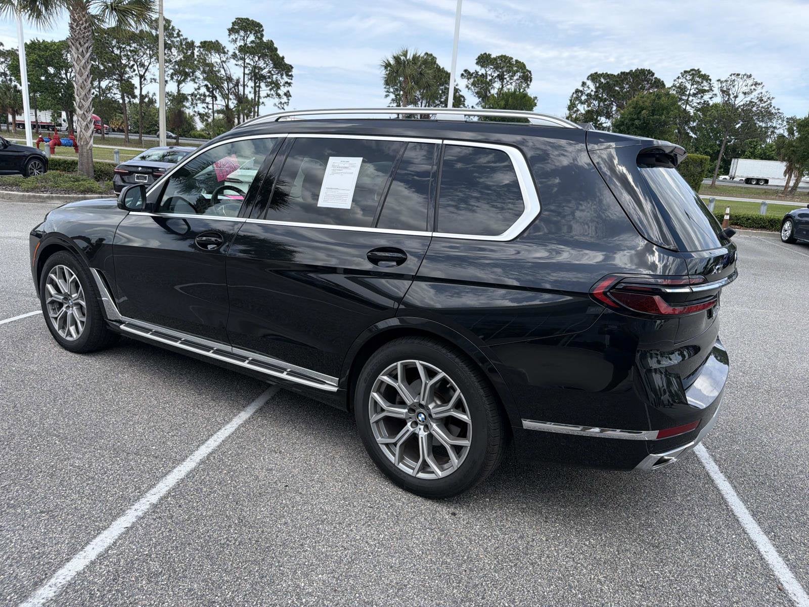 2025 BMW X7 xDrive40i