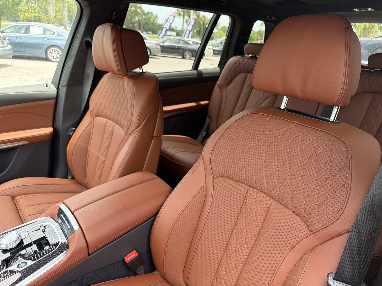 2027 BMW X7 xDrive40i