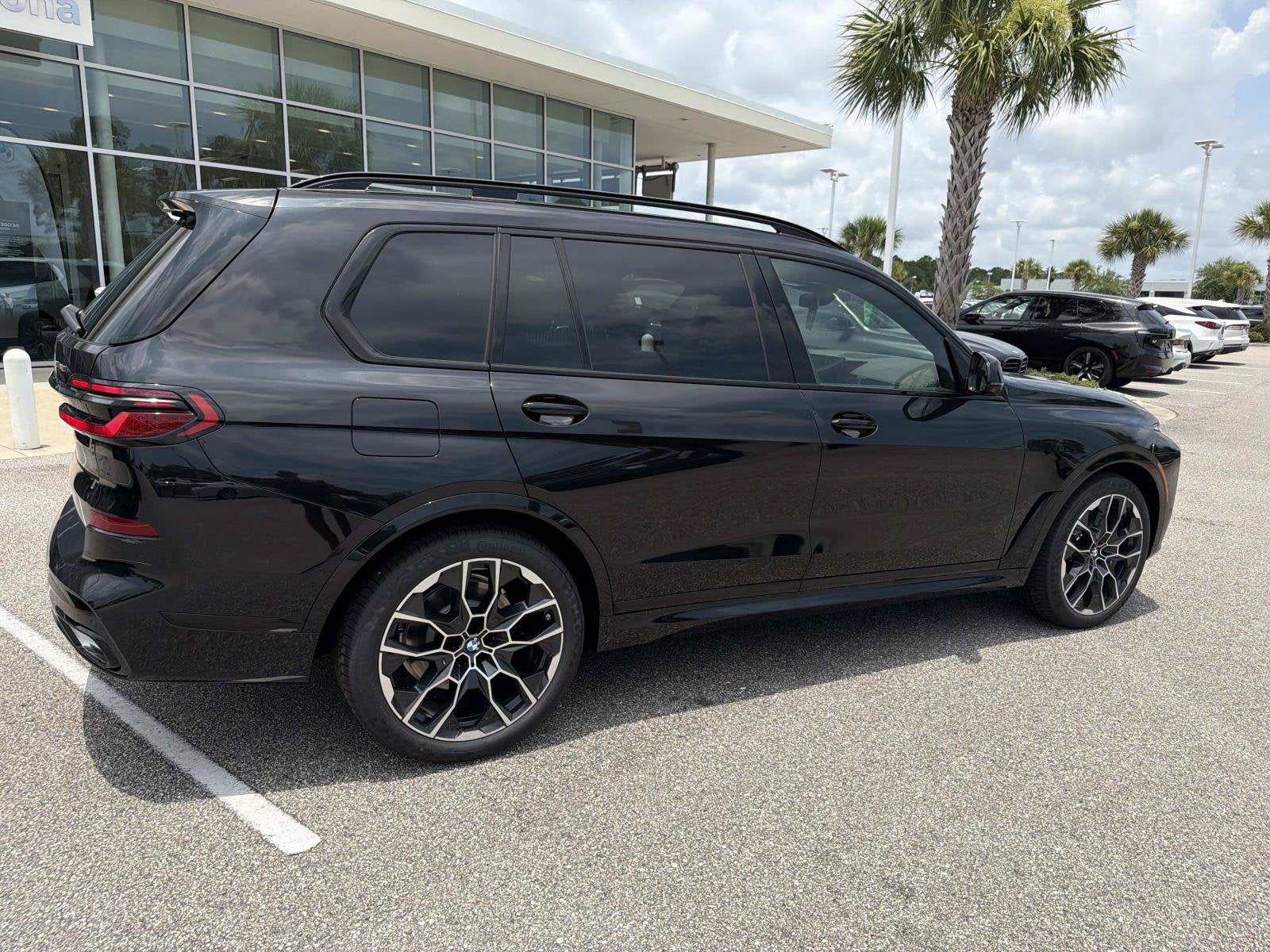 2027 BMW X7 xDrive40i