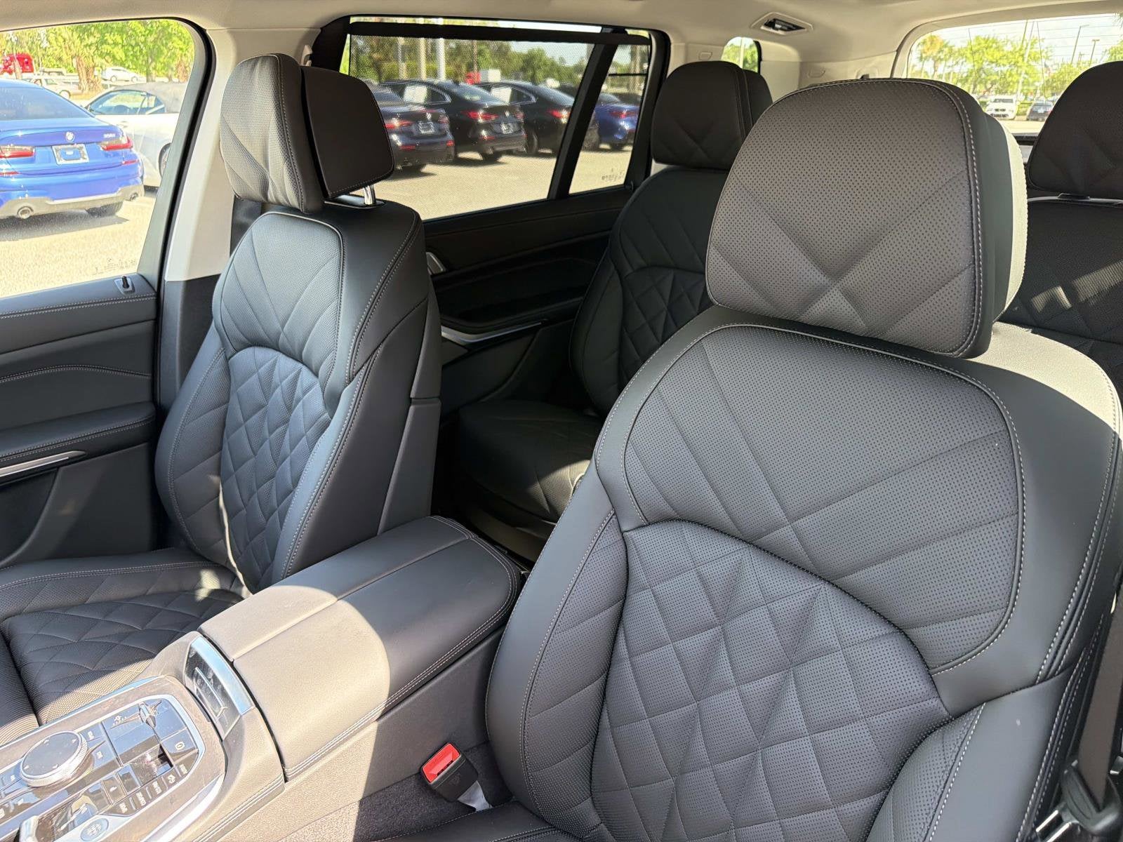 2026 BMW X7 xDrive40i