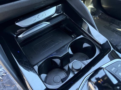 2025 BMW X4 xDrive30i