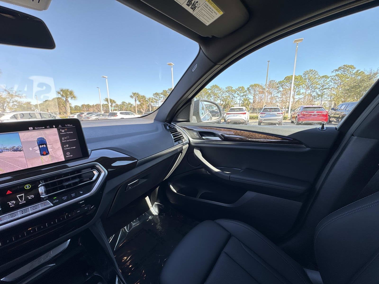 2025 BMW X4 xDrive30i