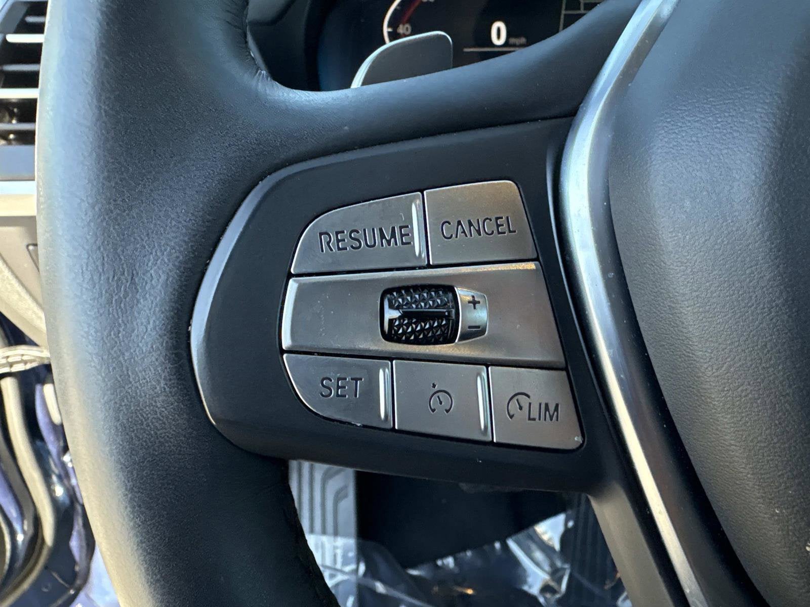 2025 BMW X4 xDrive30i