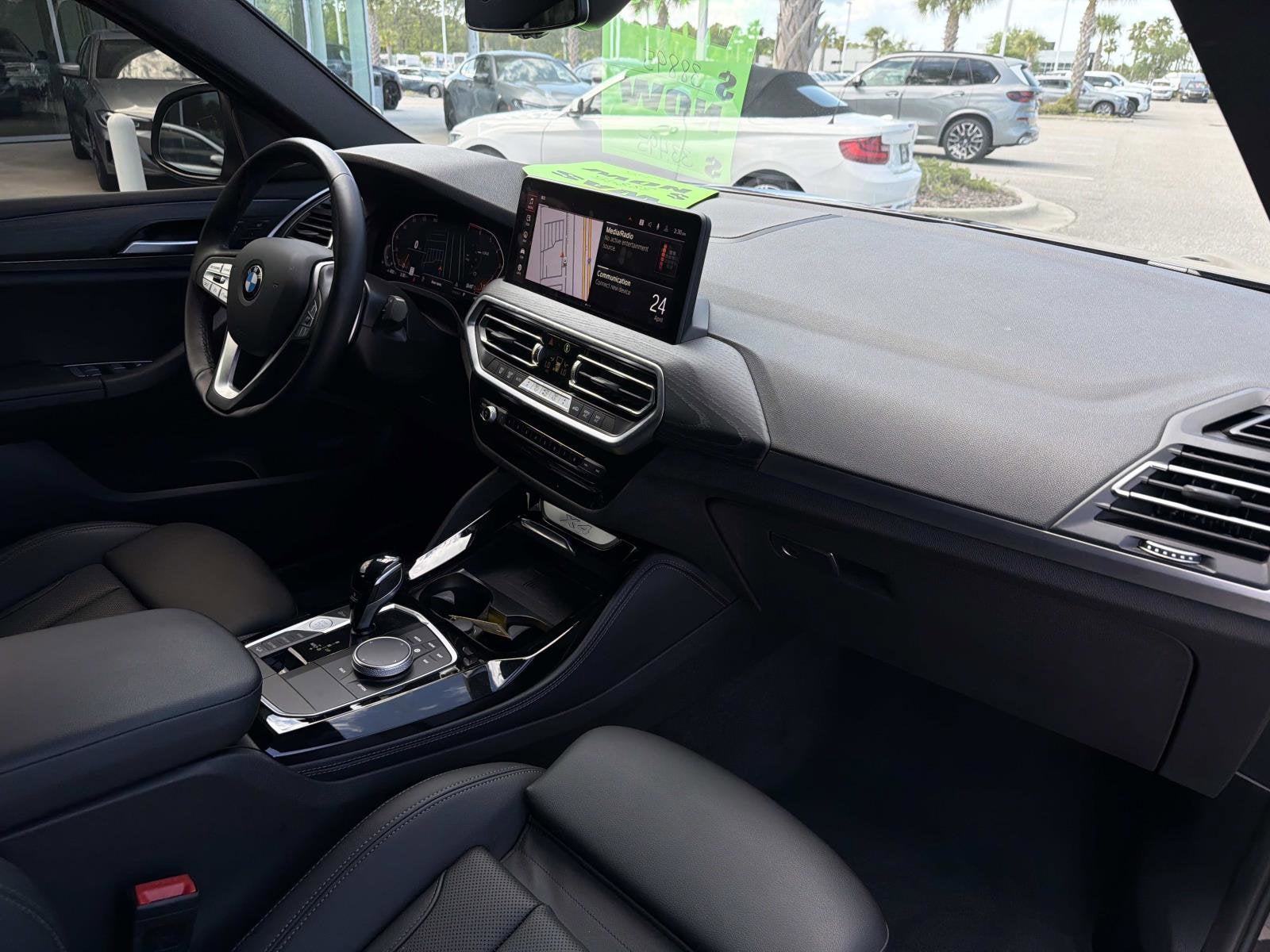 2023 BMW X4 xDrive30i