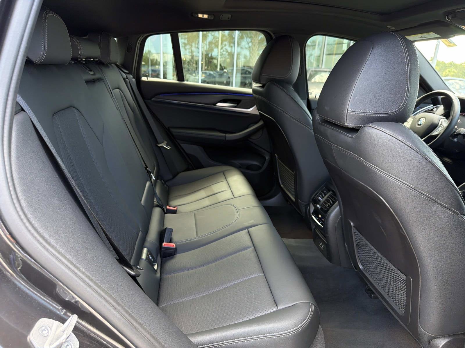 2023 BMW X4 xDrive30i