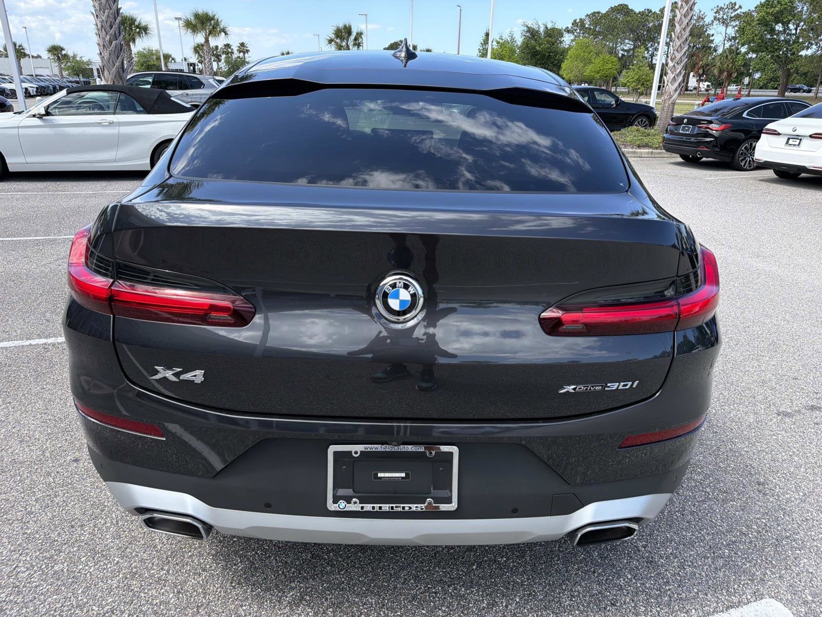 2023 BMW X4 xDrive30i